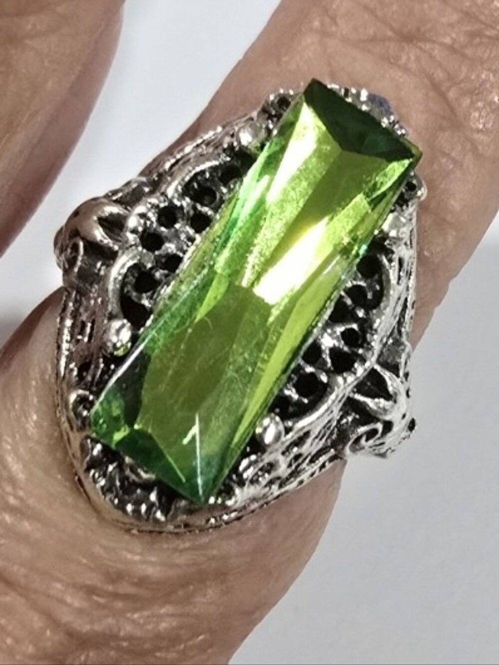 Vintage Style Silver Green Cocktail Ring Size 9 Art Deco *